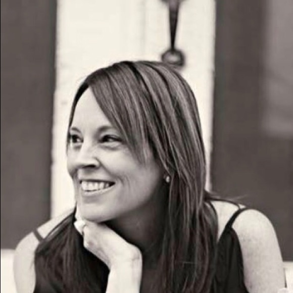 Meet your Posher, Priscilla - Picture 1 of 1